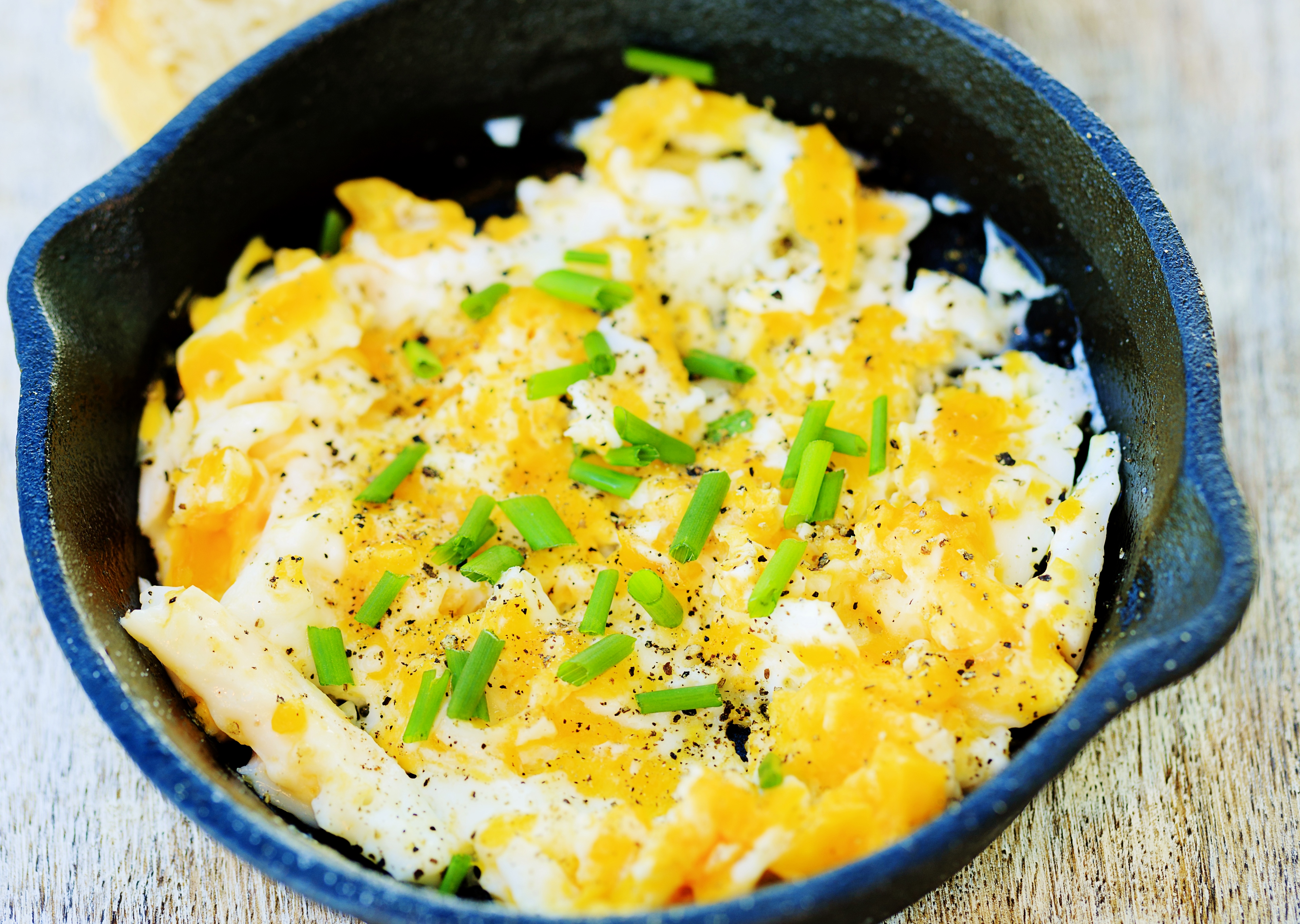 ביצה מקושקשת במיקרוגל שמוכנה תוך 2 דקות