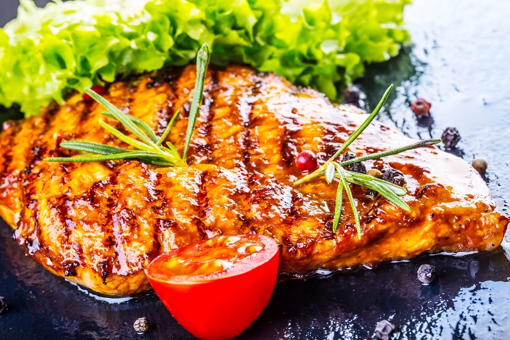 בשר. צריבה היא הדרך הבטוחה להשגת נתח זהוב ומקורמל