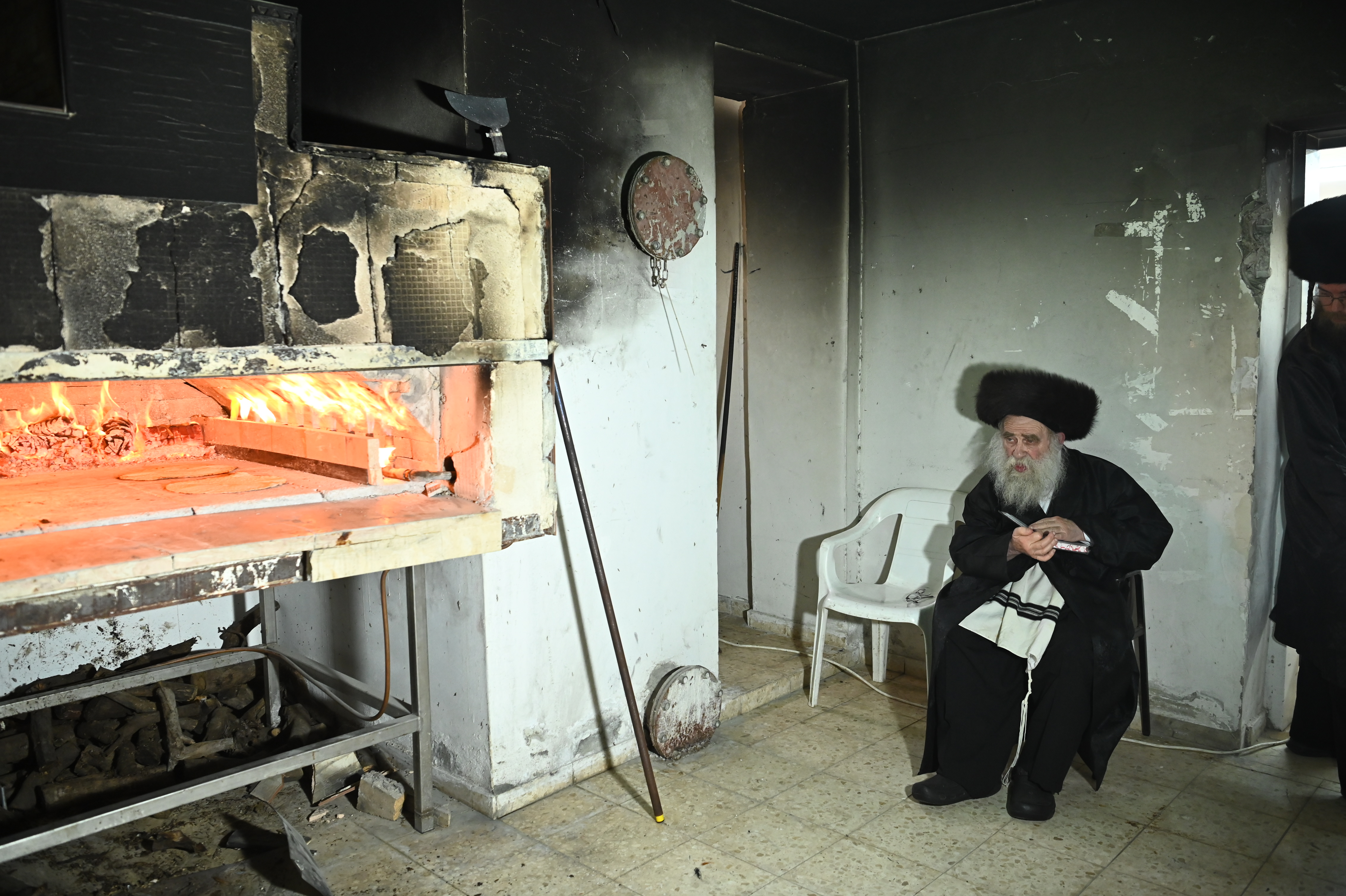 גאב"ד מאקווא באפיית מצות