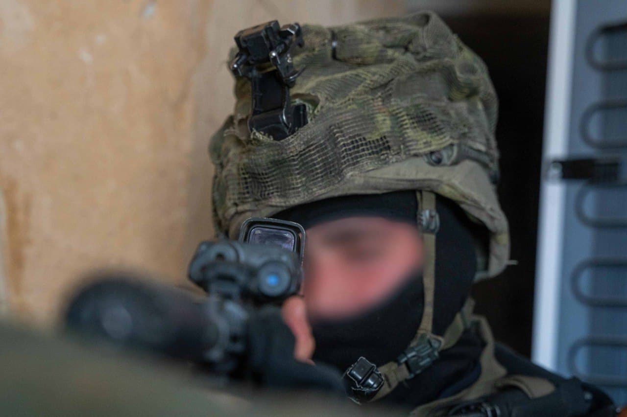 לוחמי אגוז בפעילות