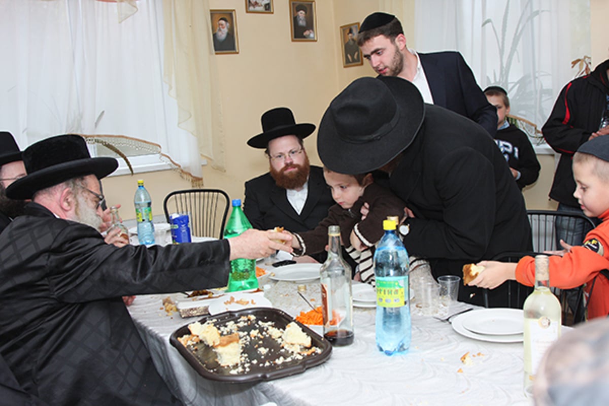 וויניצא: האדמו"ר ממאקווא בברית לשלושה יהודים