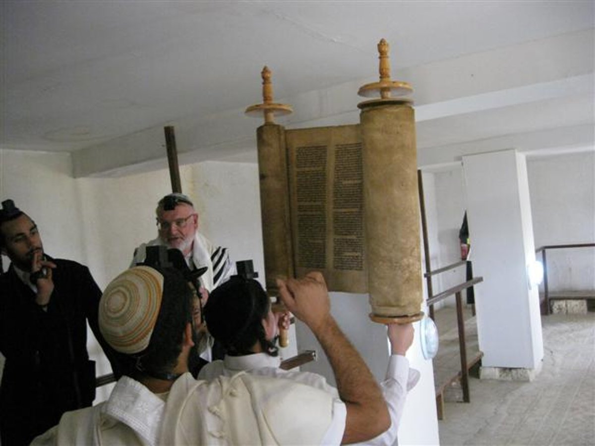 צפו בוידאו: הפלסטינים וצה"ל ליוו מתפללים ליריחו