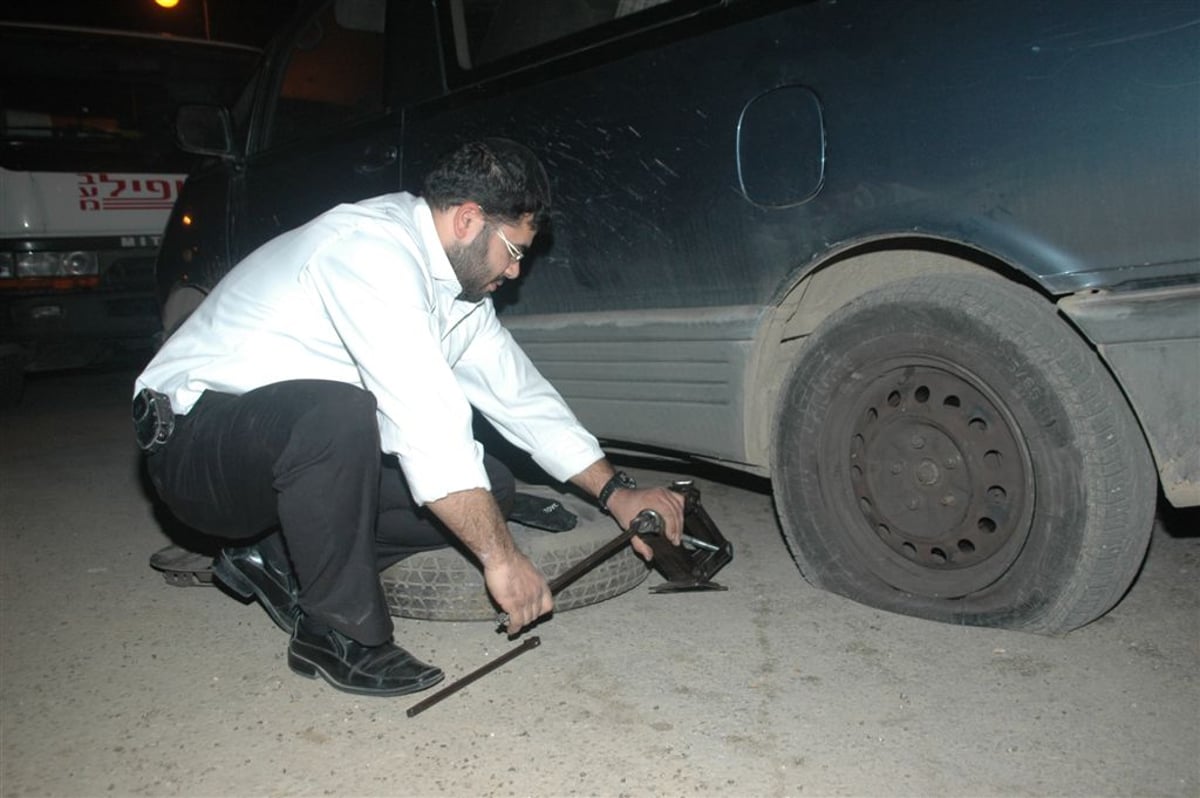 נקמת השב"חים: עשרות גלגלים פונצ´רו בבני-ברק