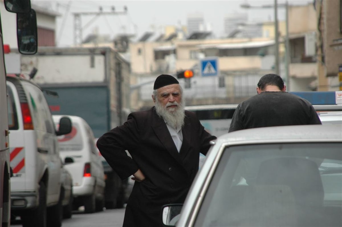 זאת לא מתיחה: משטרת התנועה עצרה את סגן שר התחבורה לשעבר ר´ שמואל הלפרט