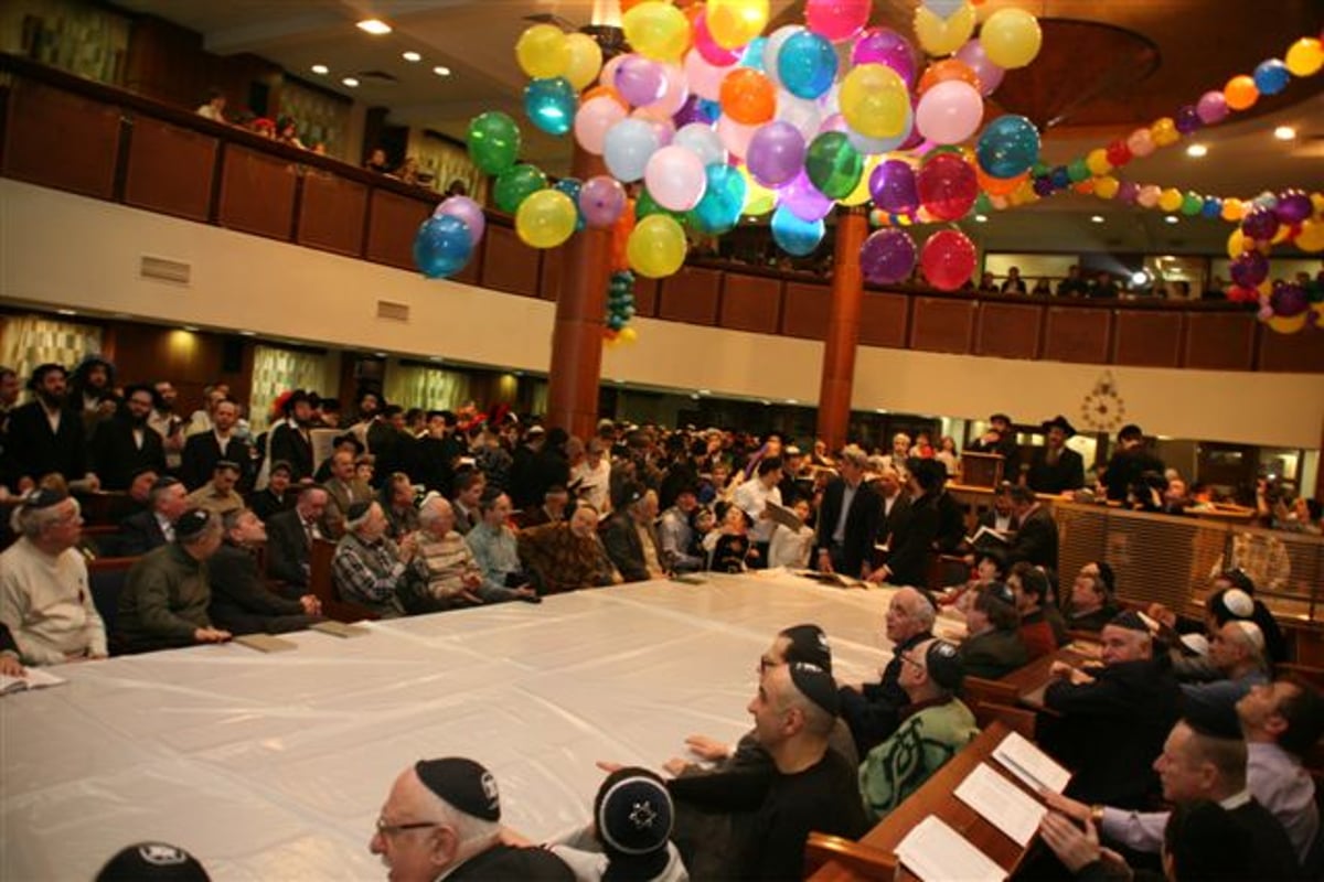 אלפים ברוסיה: והעיר מוסקבה צהלה ושמחה