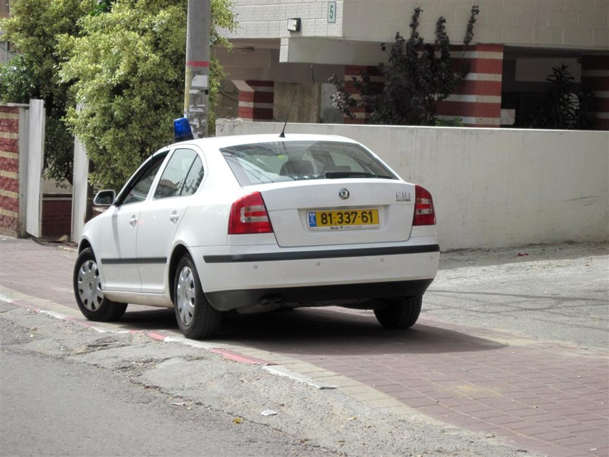 רכבם של הבלשים