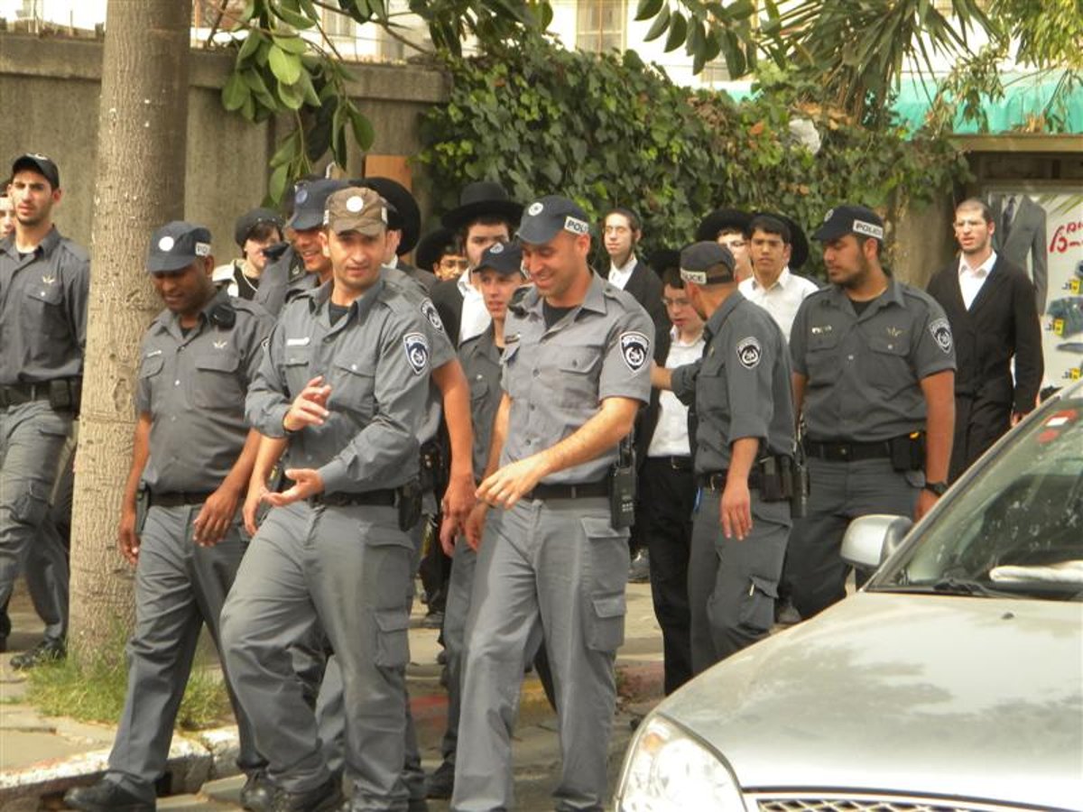 ´קנאים´ הגיעו מבית-שמש להפריע לביקור פרס בב"ב