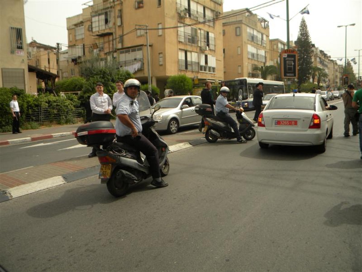 ´קנאים´ הגיעו מבית-שמש להפריע לביקור פרס בב"ב