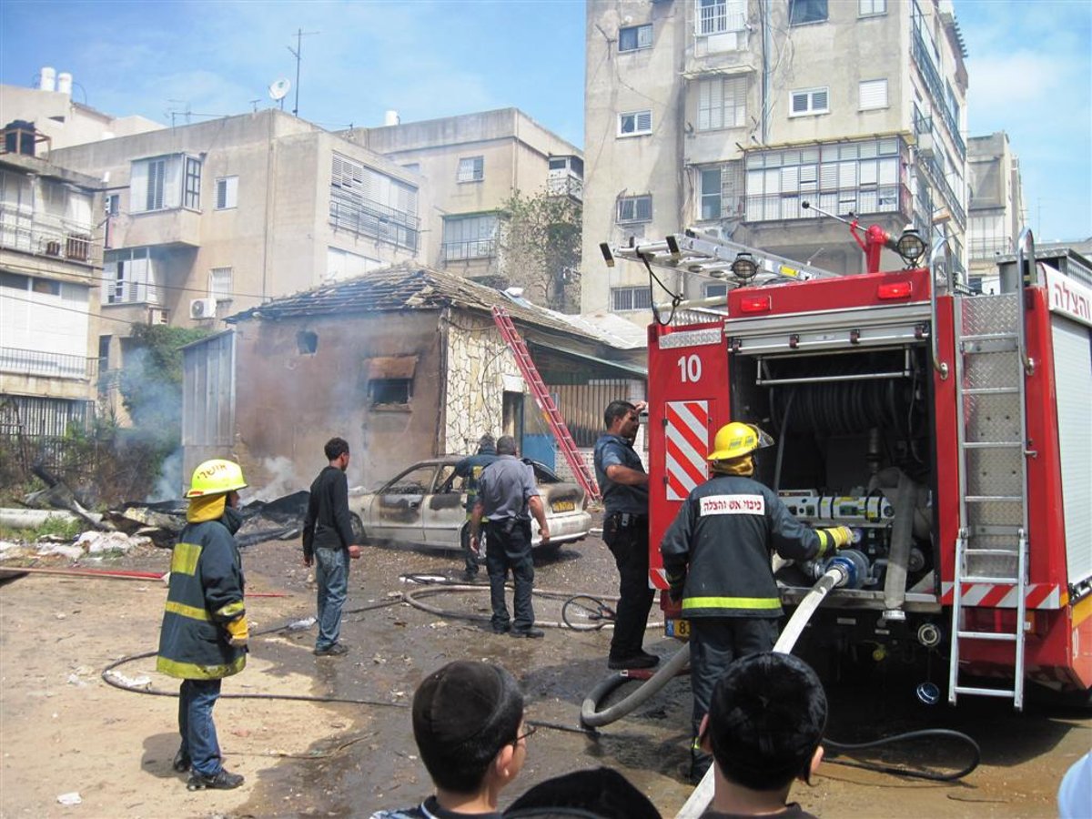 ב"ב: רכב ומבנה עלו באש כתוצאה ממשחק ילדים באש של שריפת חמץ