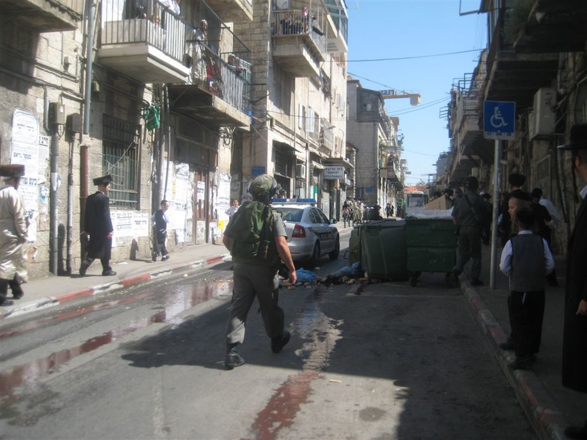 מאה שערים: אוטובוס אגד לכותל הותקף במטר אבנים