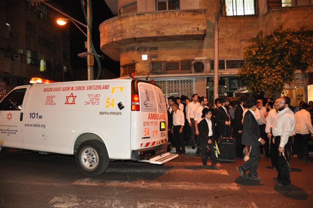 בני-ברק: שלושה גברים חשודים בפריצה היכו ופצעו שוטרים