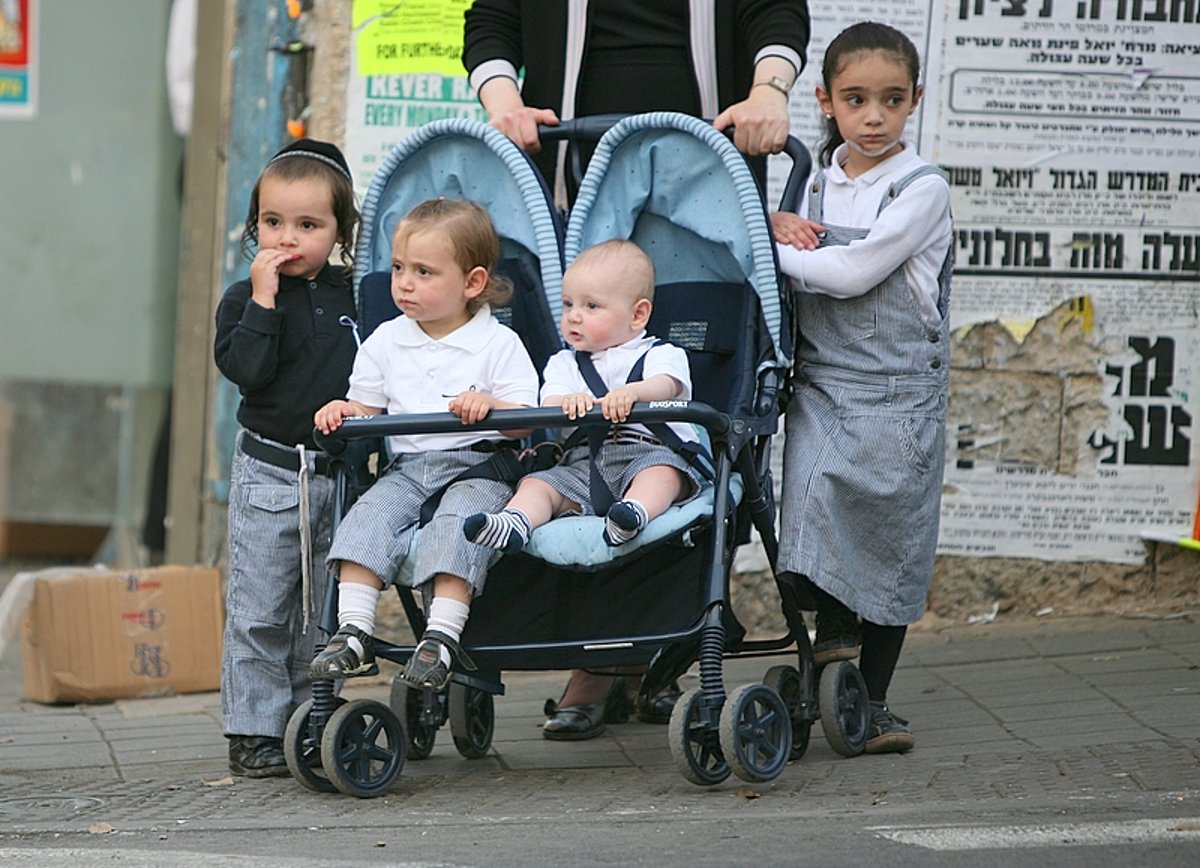 "כיכר השבת" חוגג שנה: המהפכה הגדולה כבר כאן