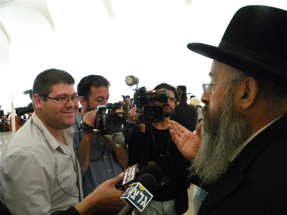 הפשרה המסתמנת: "בית יעקב" יחולק לשתי מגמות