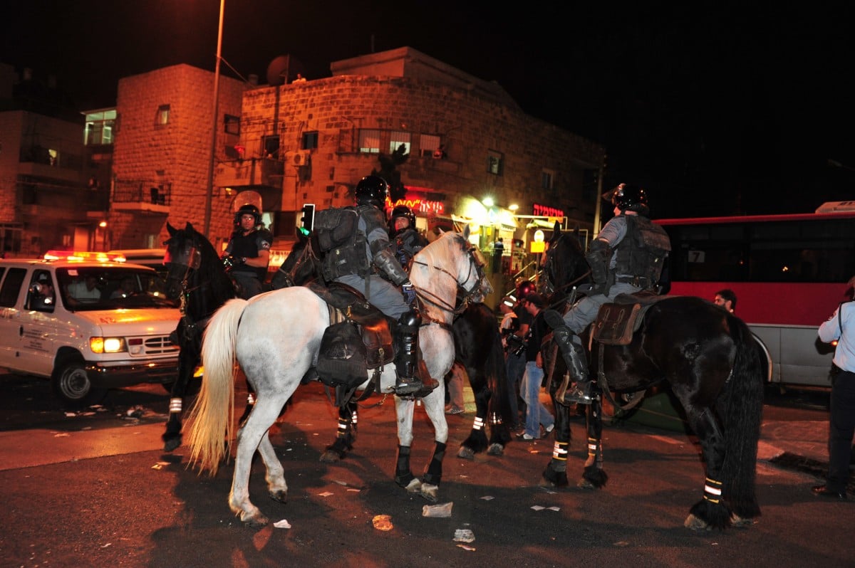 לילה סוער בירושלים: תיעוד ענק מהעצרת ומהעימותים