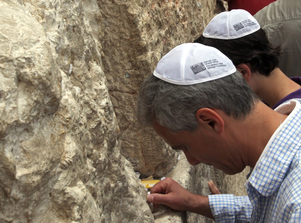 התרגיל המשטרתי: כך בא רם עמנואל לכותל המערבי