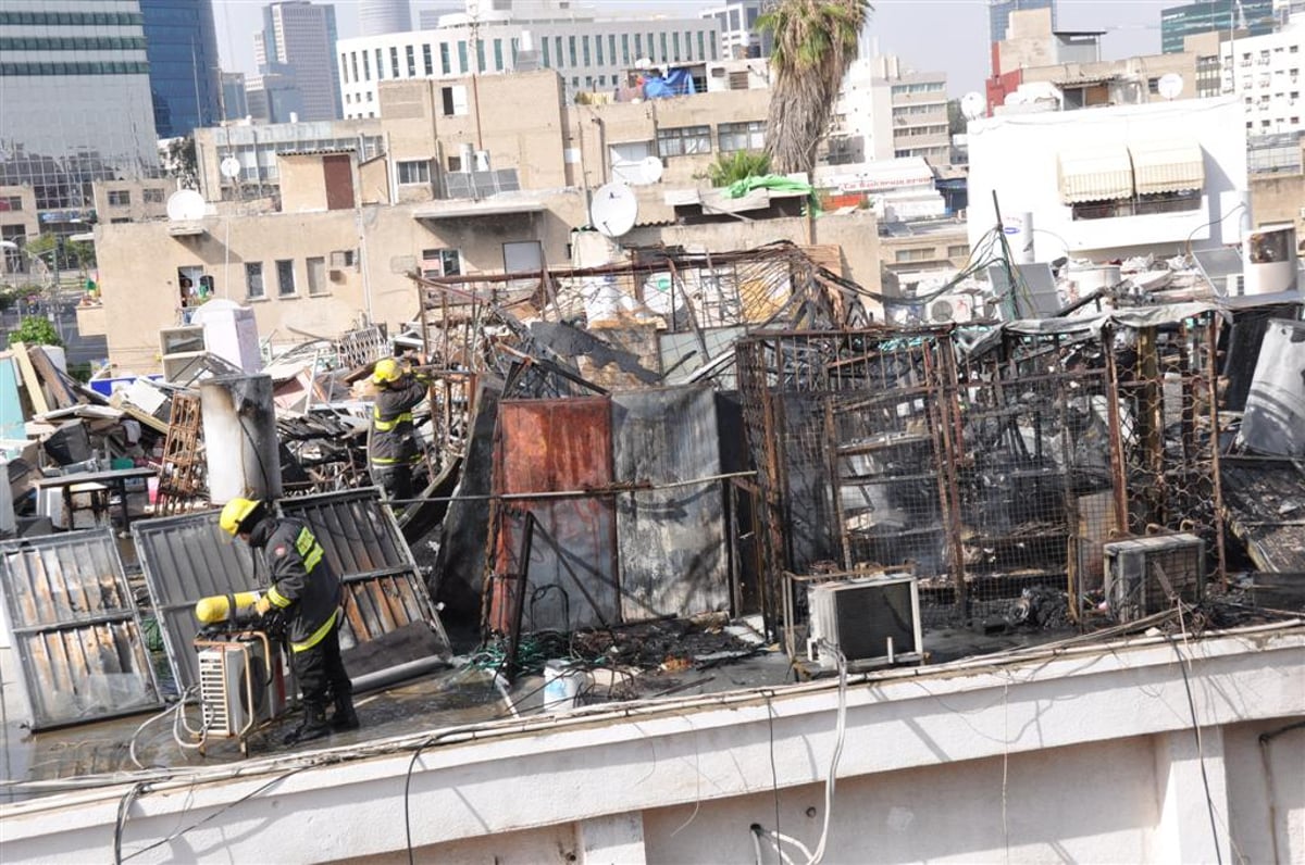 תל-אביב: שריפת ענק פרצה בבניין, הלכודים נמלטו