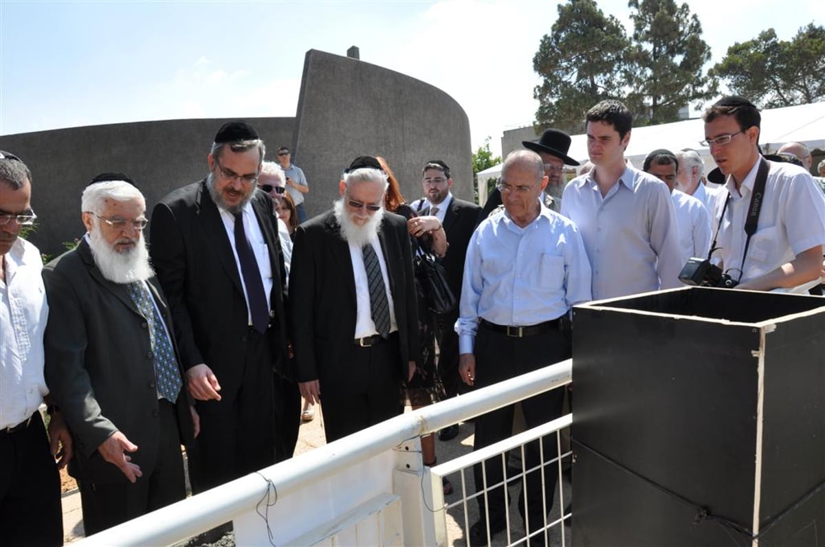 שר התשתיות: "בני-ברק - גשר בין העבר לעתיד של עם-ישראל"