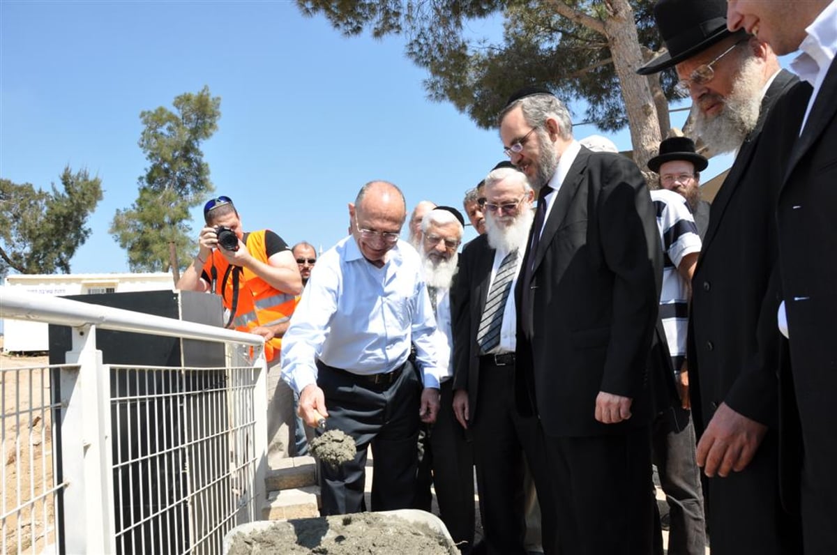 שר התשתיות: "בני-ברק - גשר בין העבר לעתיד של עם-ישראל"