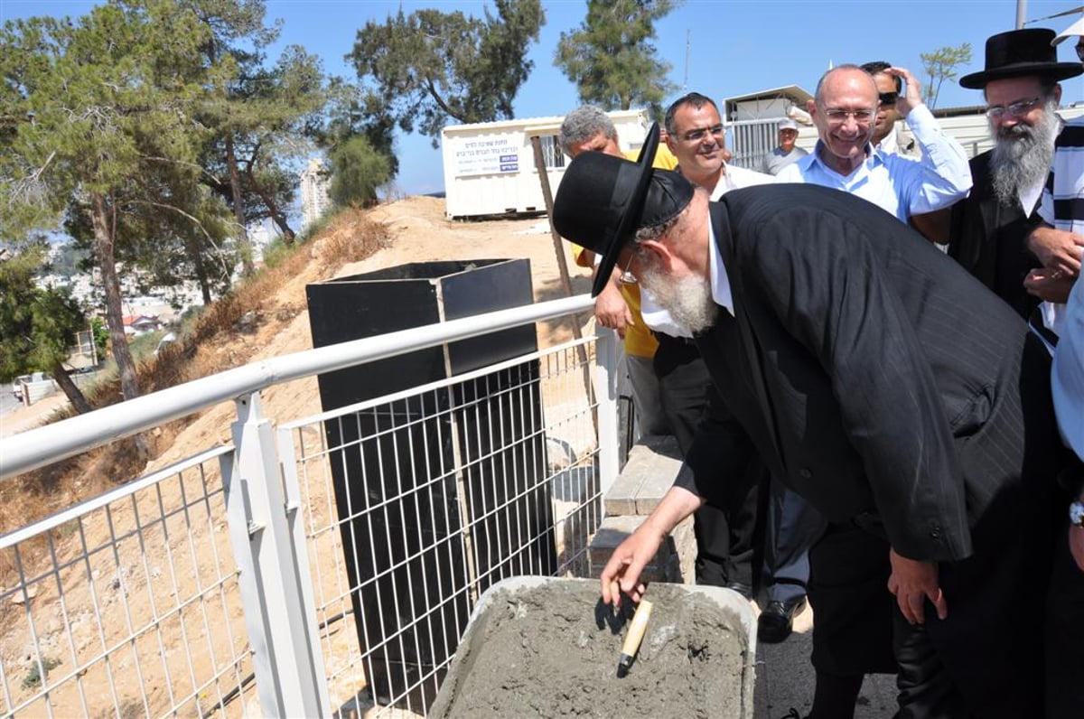 שר התשתיות: "בני-ברק - גשר בין העבר לעתיד של עם-ישראל"