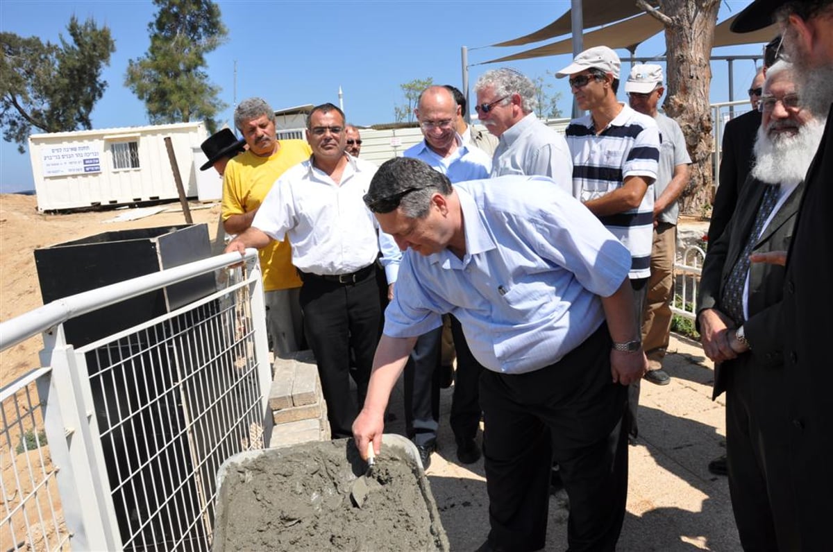 שר התשתיות: "בני-ברק - גשר בין העבר לעתיד של עם-ישראל"