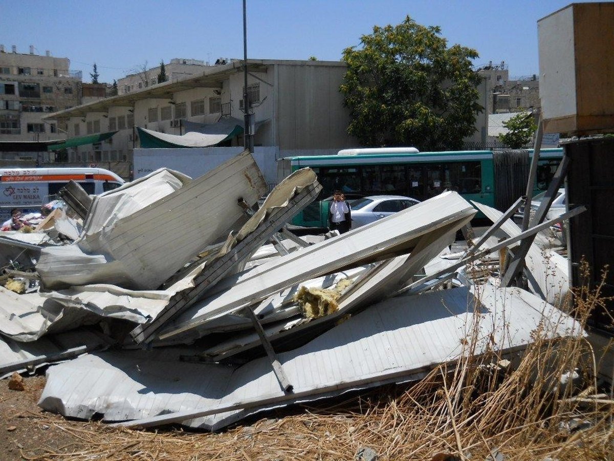 י-ם: הגיע עם צו הביטול אחרי ההריסה