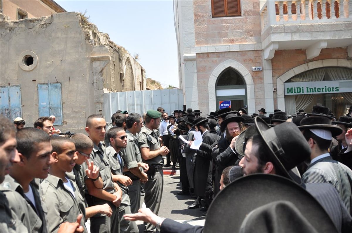 הצצה ראשונה: החפירות ביפו ● בלעדי