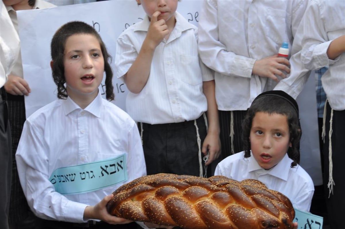 ערב שבת, מעשיהו: הילדים זעקו "גוט שבת, אבא". צפו