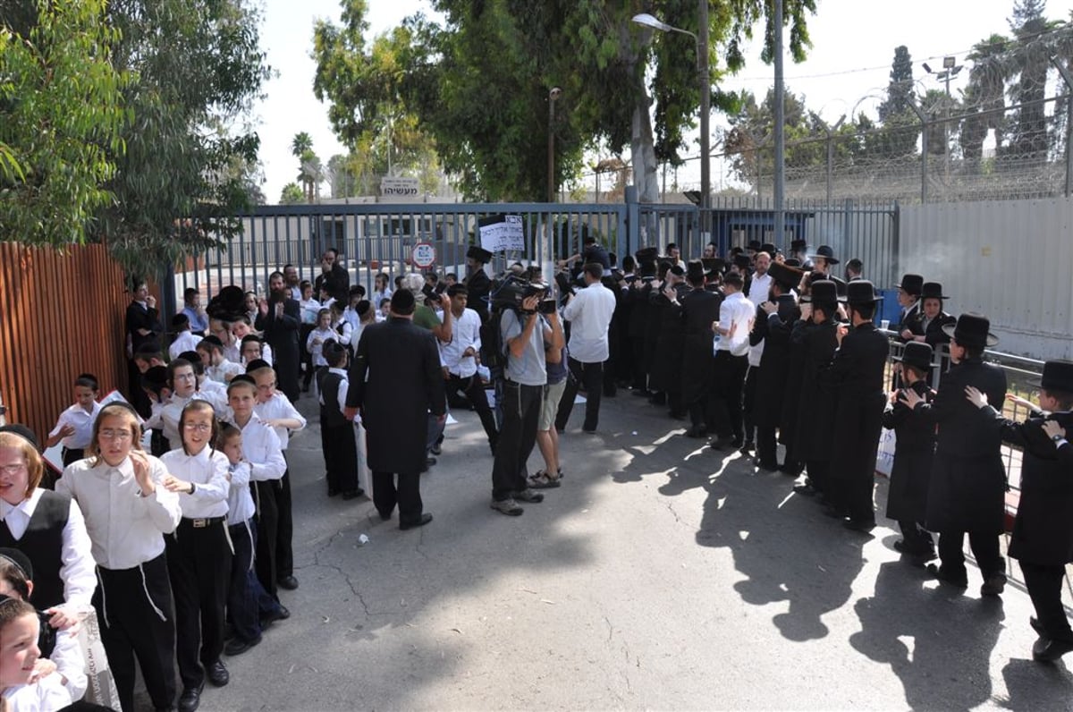 ערב שבת, מעשיהו: הילדים זעקו "גוט שבת, אבא". צפו