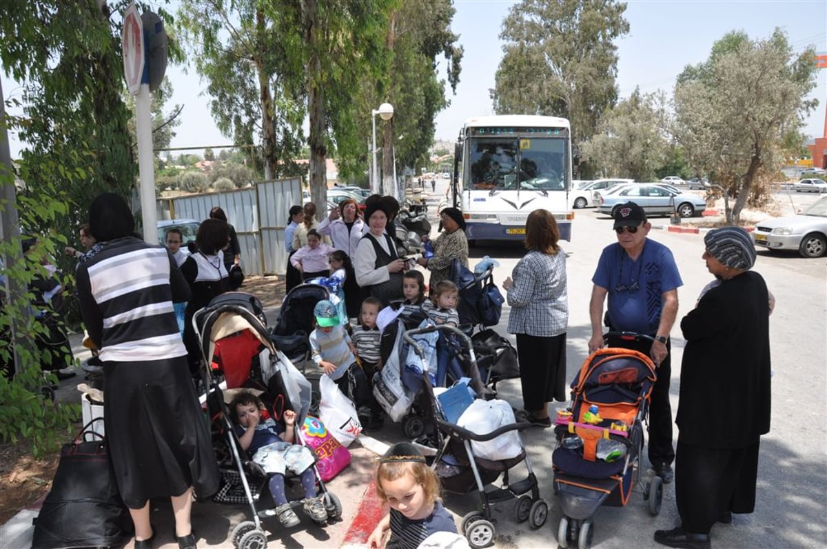 שבוע למאסר: המשפחות הורשו לבקר את האסירים