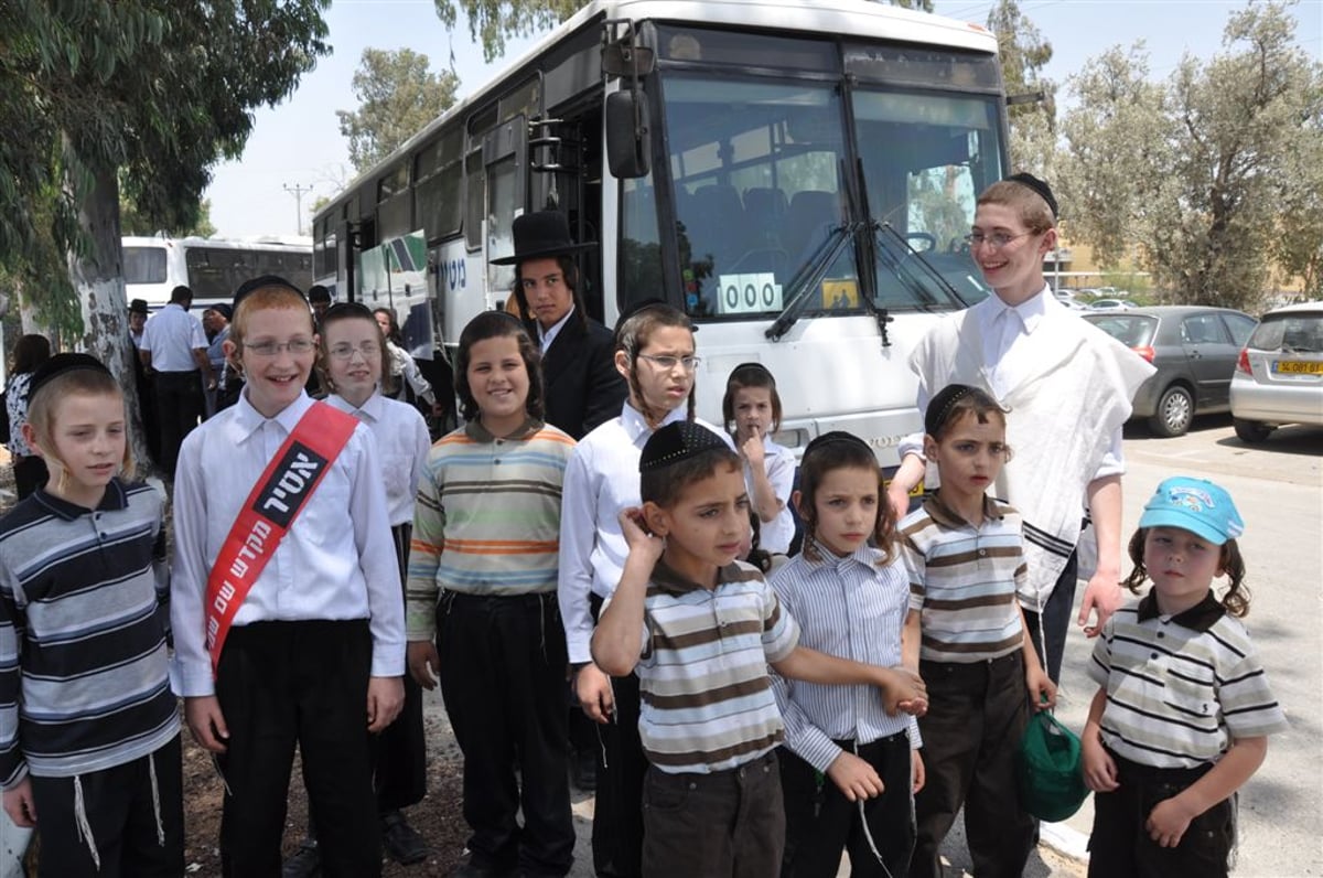 שבוע למאסר: המשפחות הורשו לבקר את האסירים