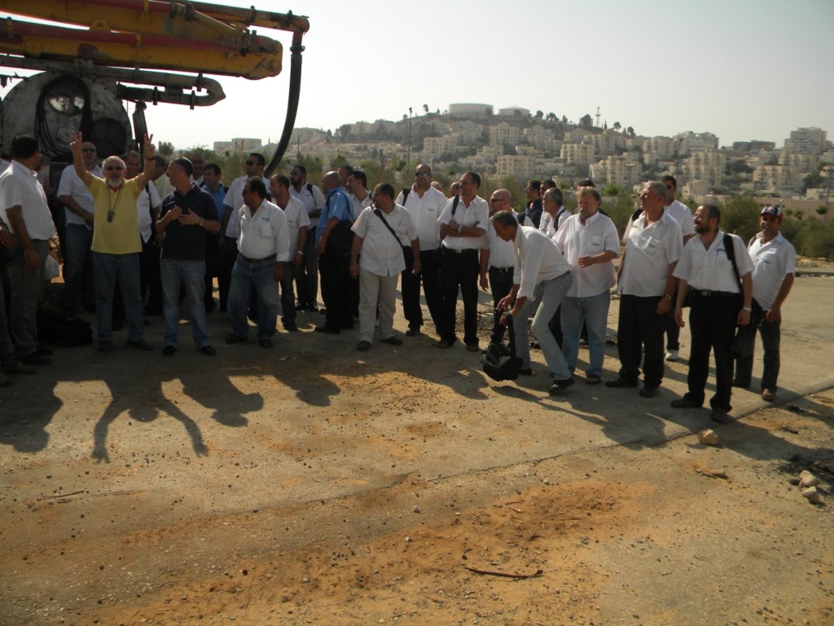 במפתיע: נהגי "סופרבוס" פתחו בשביתה במודיעין-עלית