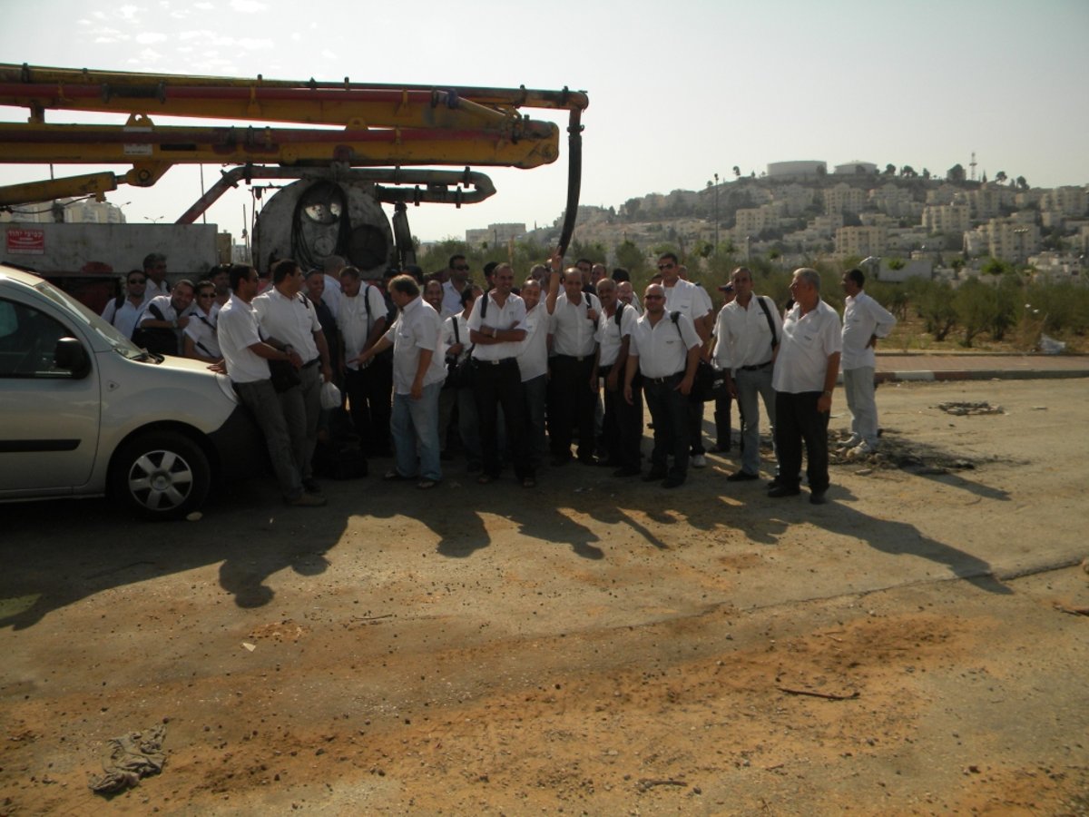 במפתיע: נהגי "סופרבוס" פתחו בשביתה במודיעין-עלית