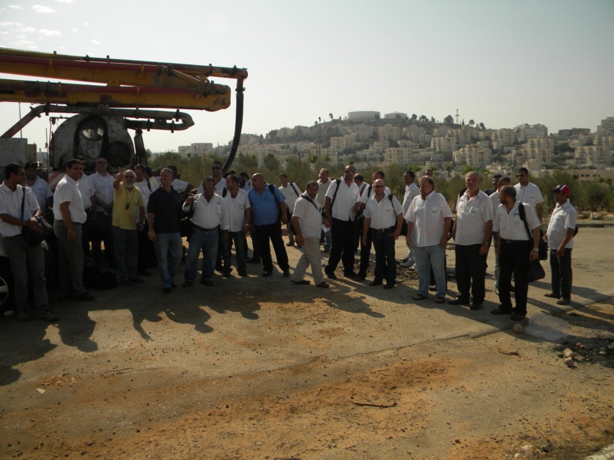 במפתיע: נהגי "סופרבוס" פתחו בשביתה במודיעין-עלית