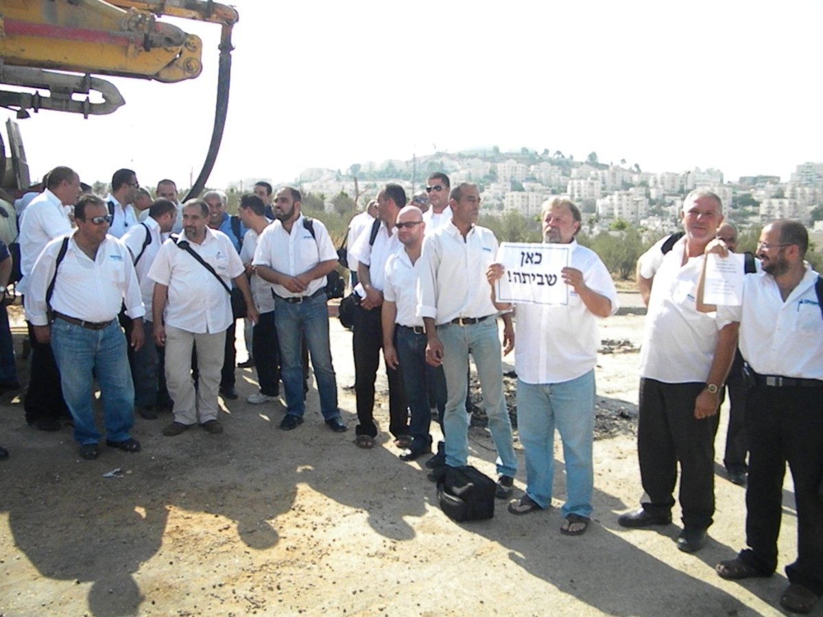 במפתיע: נהגי "סופרבוס" פתחו בשביתה במודיעין-עלית