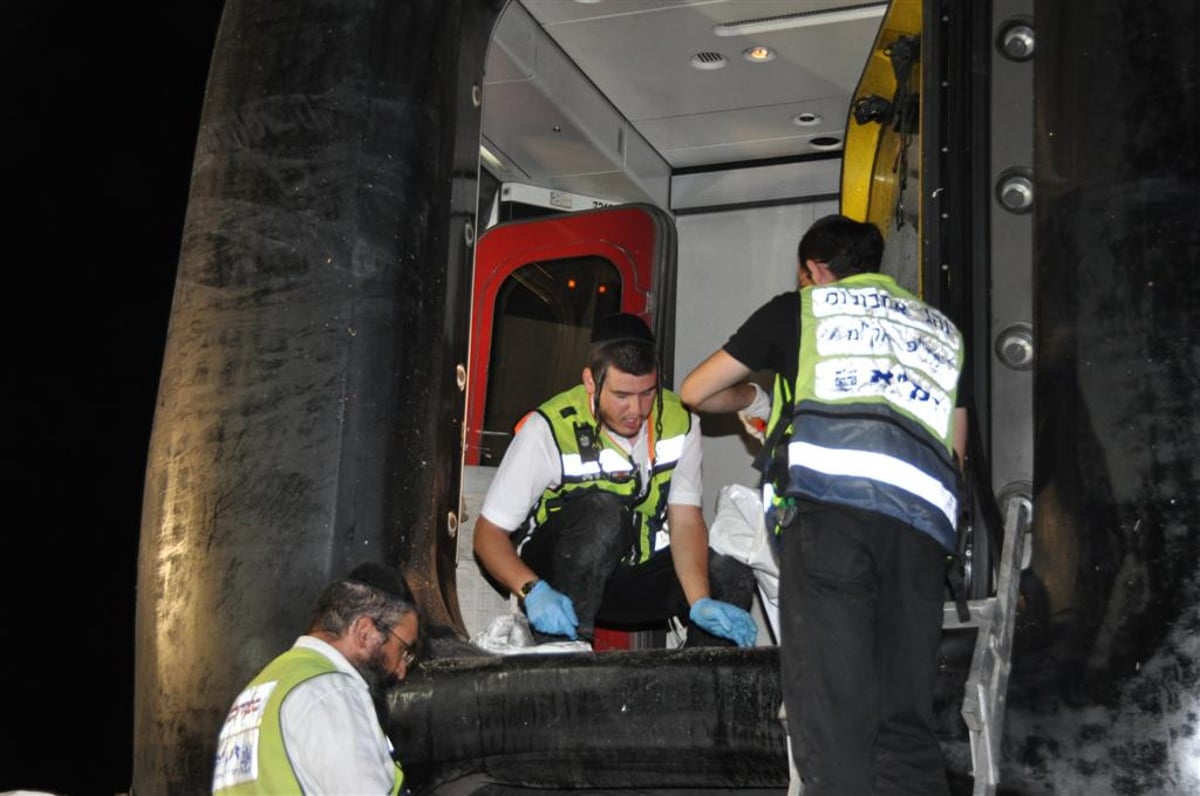 לראות ולבכות: מרגע הפינוי ועד לקדיש המצמרר בזירה