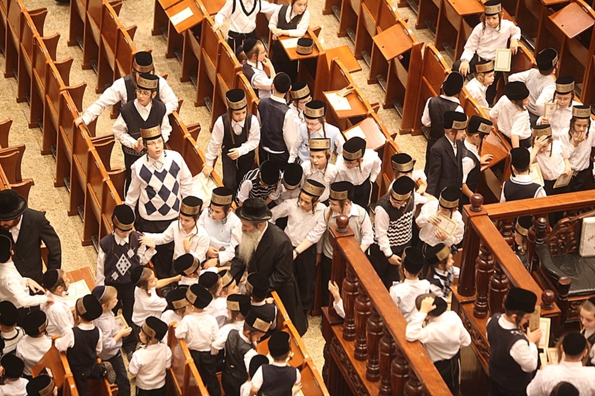 תיעוד מרהיב: מעמד ק"ש לנכד האדמו"ר מבעלזא