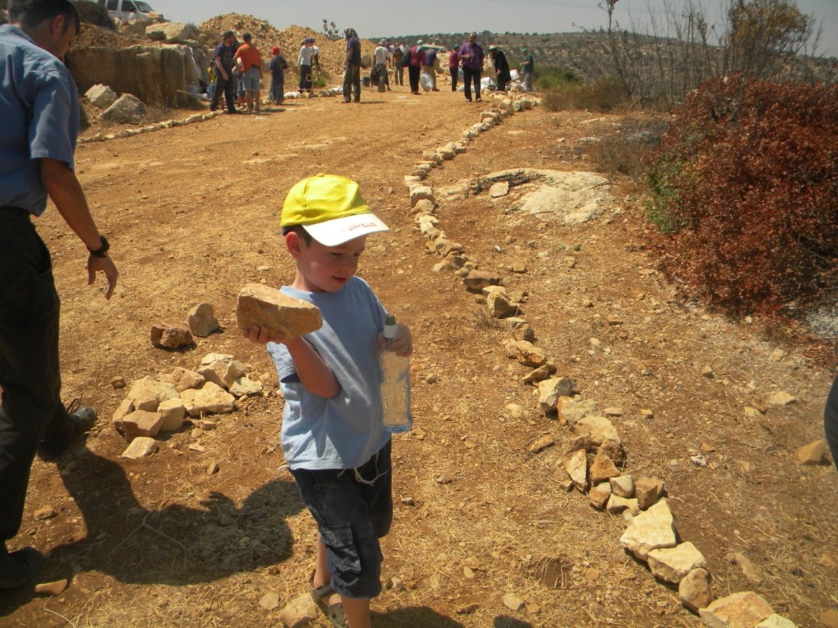 הקפאה? בשומרון בונים את היישובים שנחרבו, מחדש