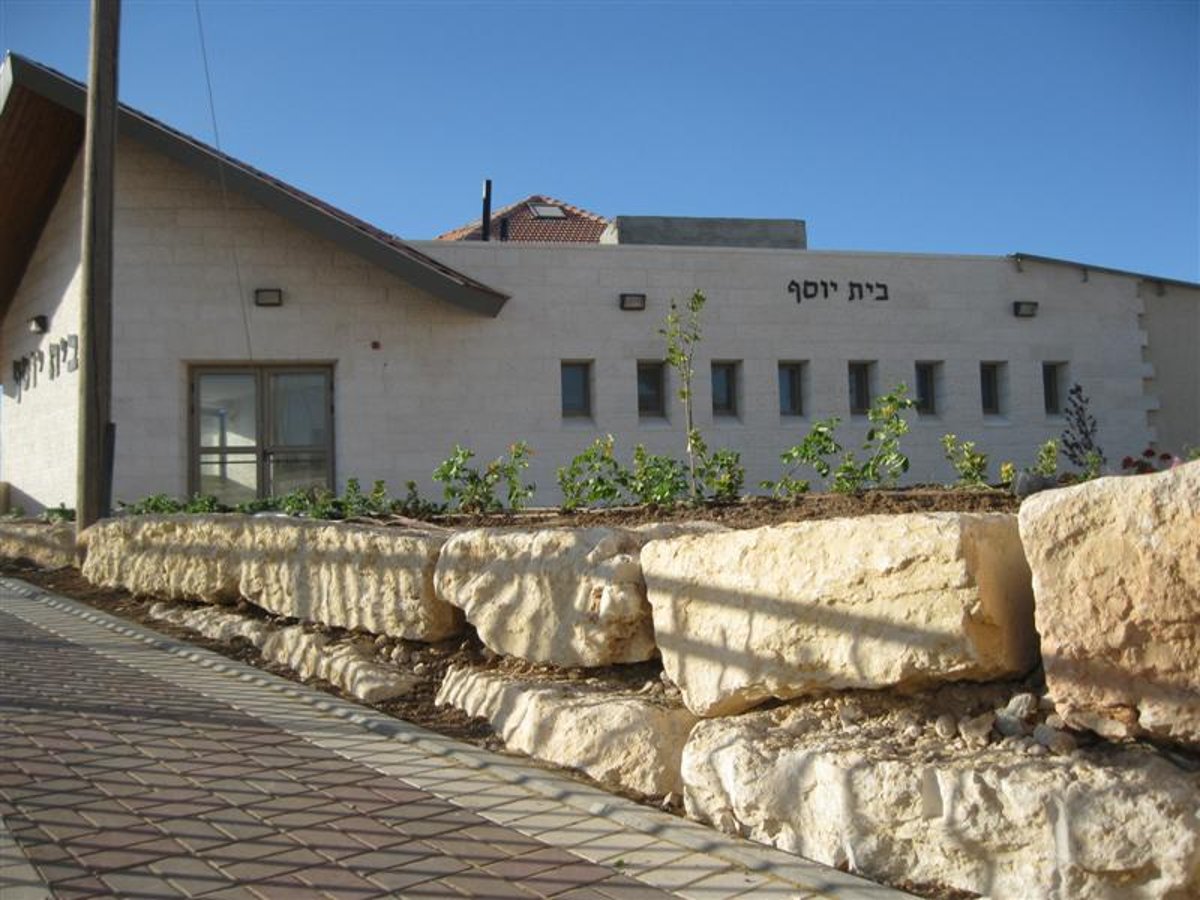 הרב עמאר: "להרחיב הקדושה בכל מרחבי ארצנו"