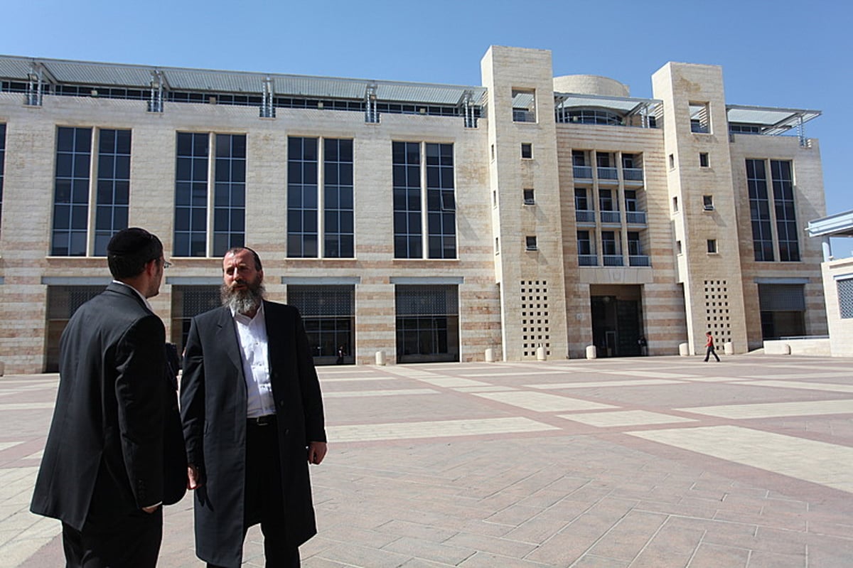 השנה של דייטש: "פרשיית עמנואל עשתה כבוד גדול"