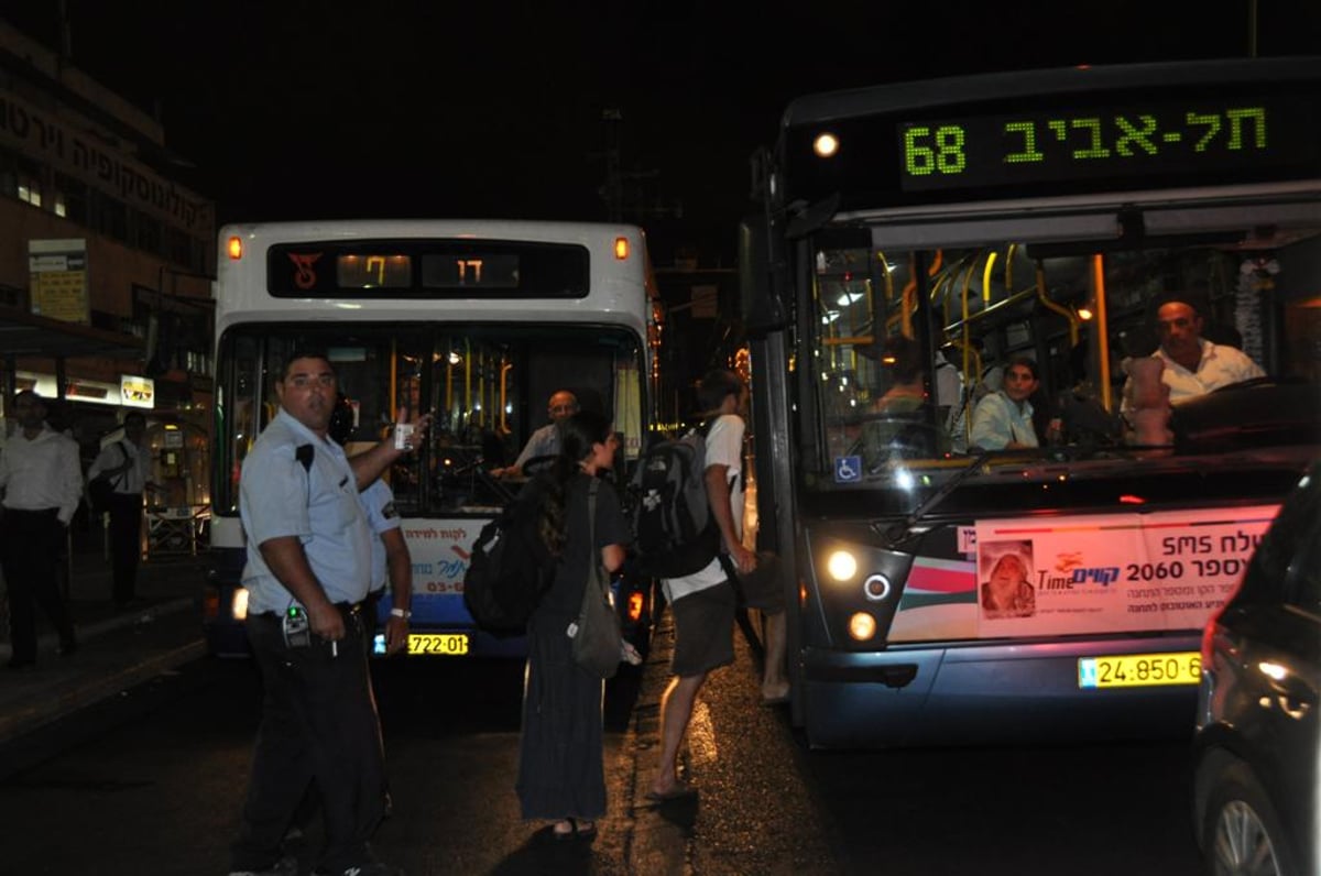 תיעוד: מסיונרים באו לבני-ברק - וגורשו