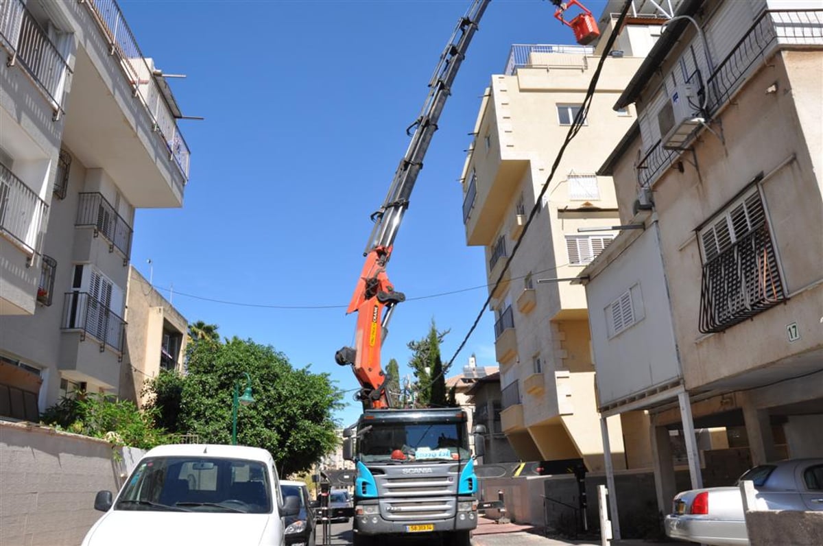 בני-ברק: זלזלו בצווים ואיבדו את הגג