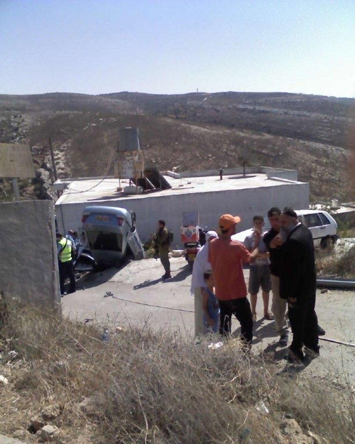 תמונות: אברך חרדי נפצע בינוני בתאונה סמוך לביתר-עלית