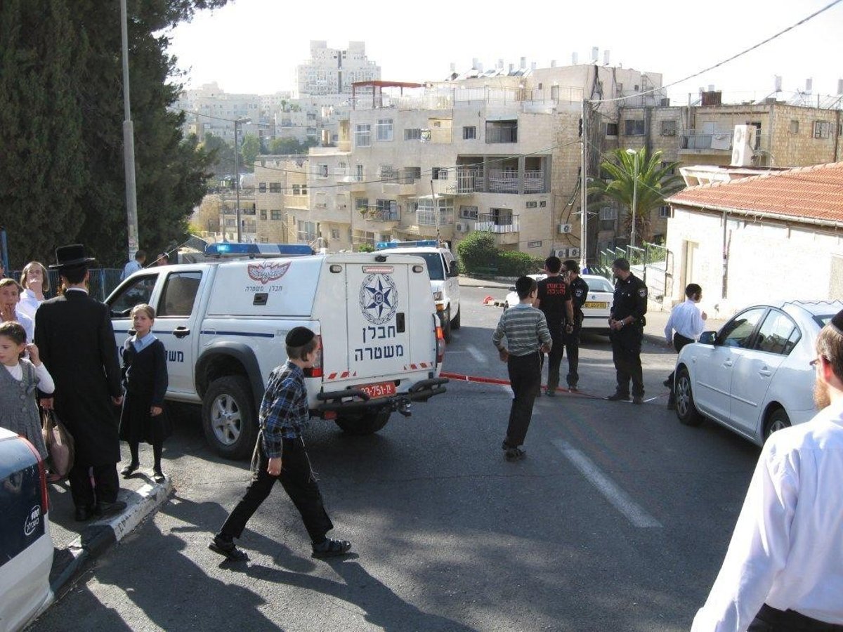 בלב ירושלים: התגלו אמצעי לחימה בתיק