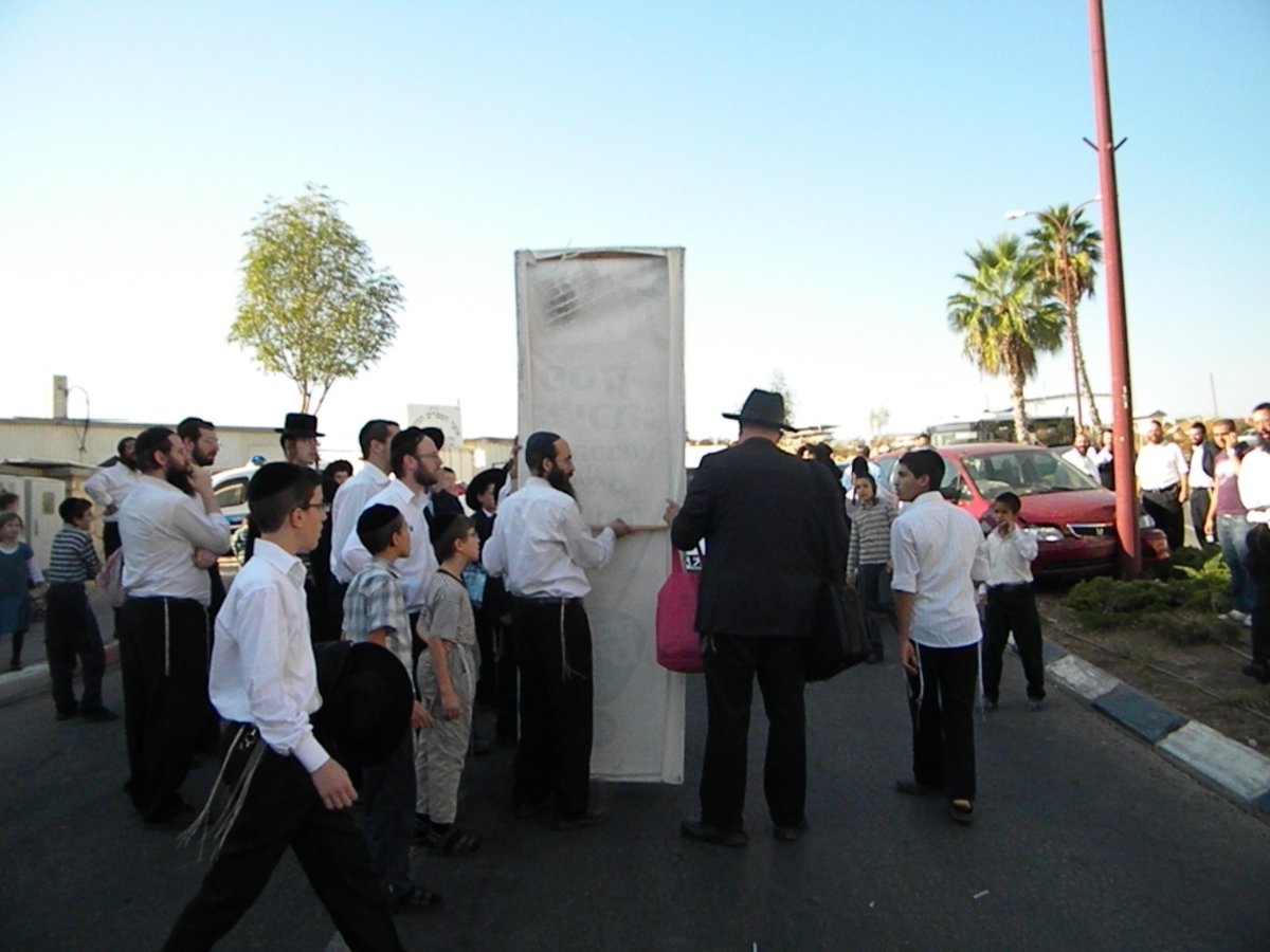 כביש הסכנה במודיעין ע´: התושבים פותחים במחאה