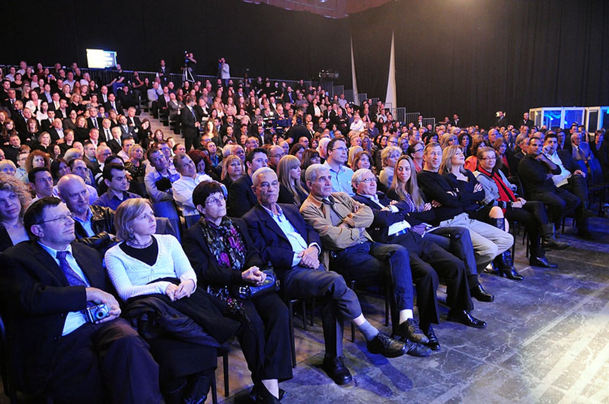 40 שנה לפעילות הרב גרוסמן: המדינה מצדיעה