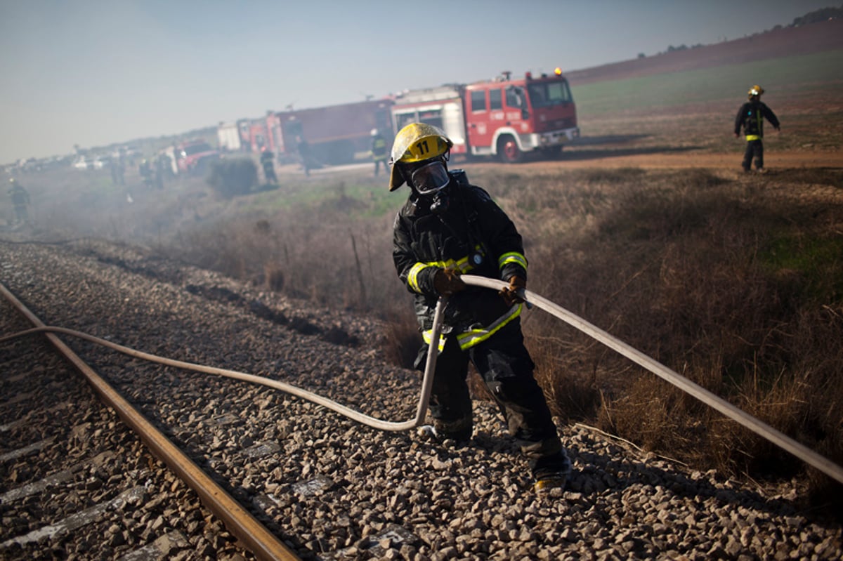 רכבת עלתה באש; עשרות נוסעים נפגעו קל עד בינוני