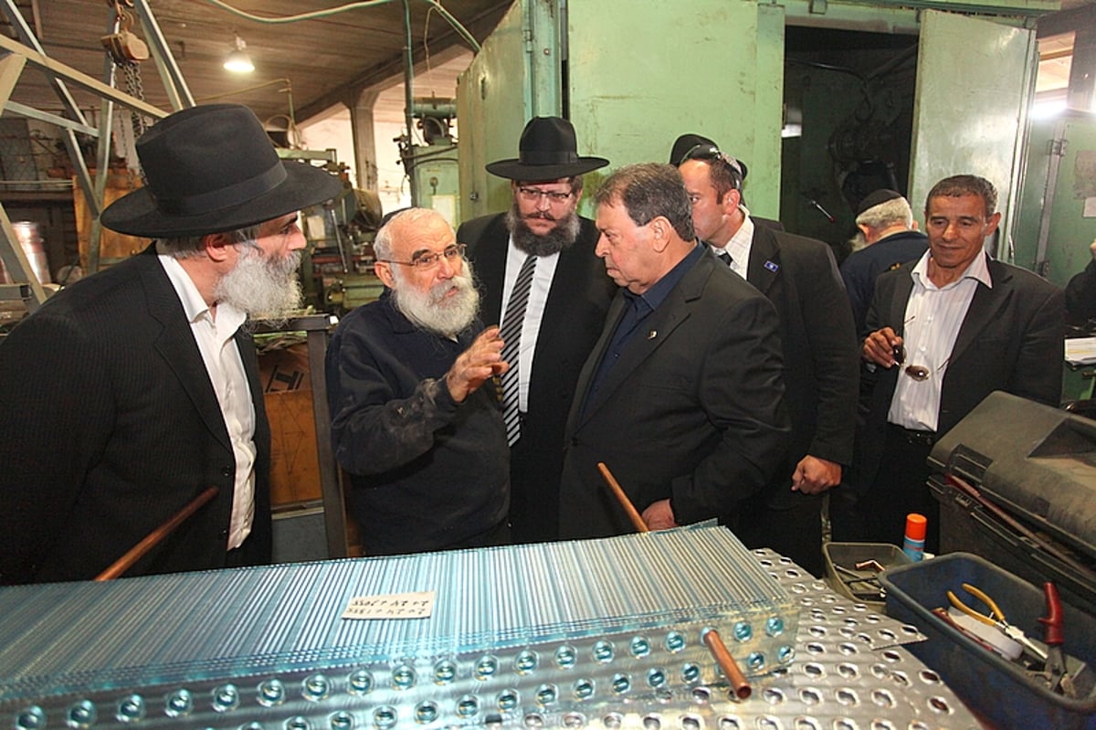 פואד: "בבני-ברק אני בוכה, בכפר-חב"ד אני מתמלא עונג"