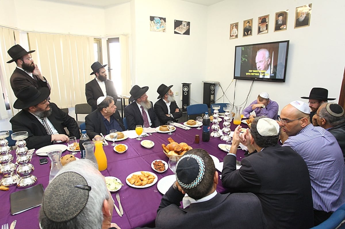 פואד: "בבני-ברק אני בוכה, בכפר-חב"ד אני מתמלא עונג"