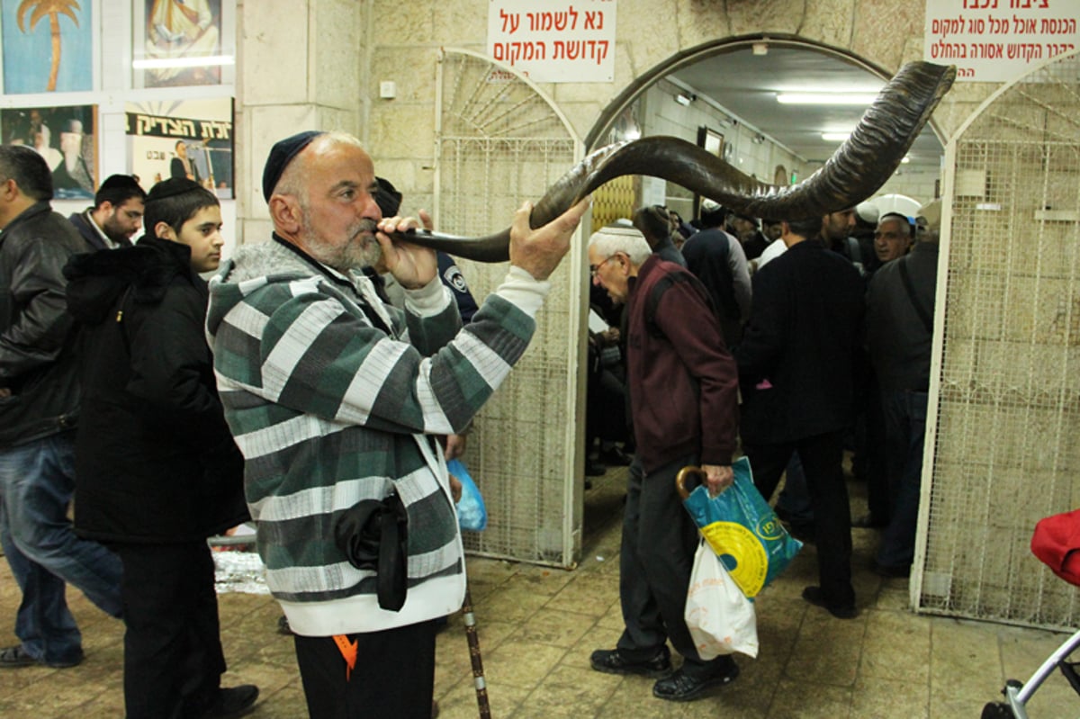 ההילולא בנתיבות הפכה למפגן תמיכה באלי ישי