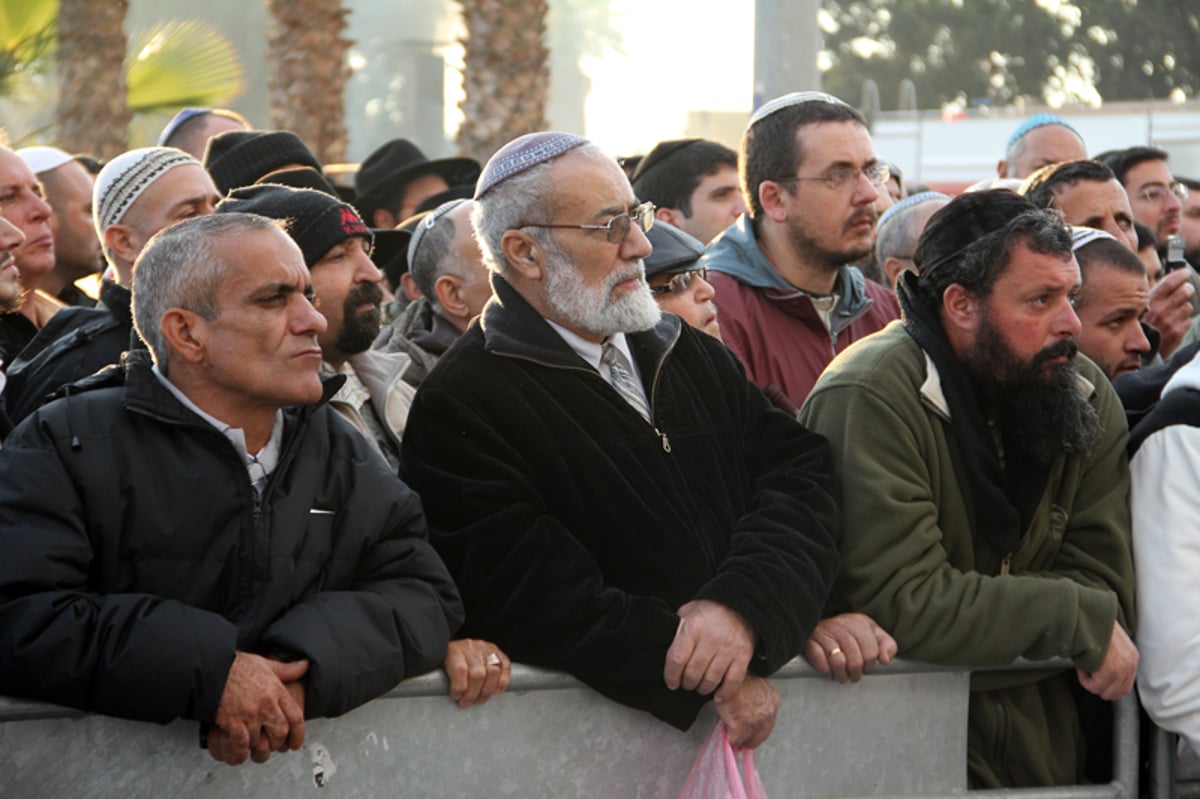 ההילולא בנתיבות הפכה למפגן תמיכה באלי ישי